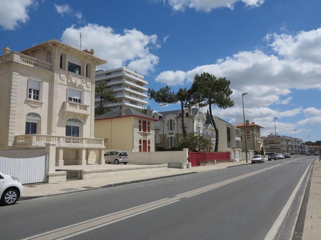 - Maison De Plain-pied Avec Jardin Clos - Quartier Residentiel