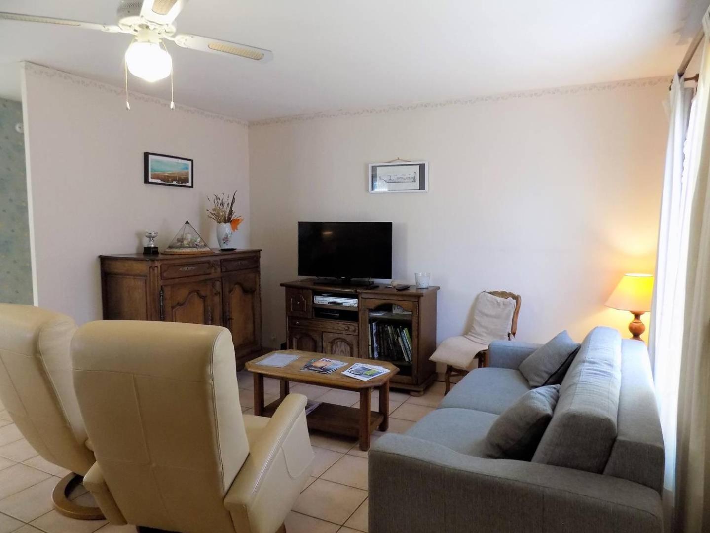 - Maison De Plain-pied Avec Jardin Clos - Quartier Residentiel Villa